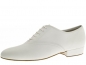 Preview: Strahlend weißer Herrentanzschuh. Schneeweiß und einfach schick.