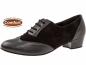 Preview: Sehr niedrige, schwarze Schnürschuhe, aus feinem Velourleder, versehen mit Nappalederstücken an Fußspitze, Schnürriemenbereich und Ferse. Sehr bequem durch Comfort-Fußbett und die Fußumschließende Passform. Als Trainerschuh ideal einsetzbar.