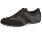 Preview: Gemütlicher Tanzsneaker aus schwarzem Velourleder versehen mir weichen Nappalederstücken an Schuhspitze, Schnürriemchenbereich und Ferse.