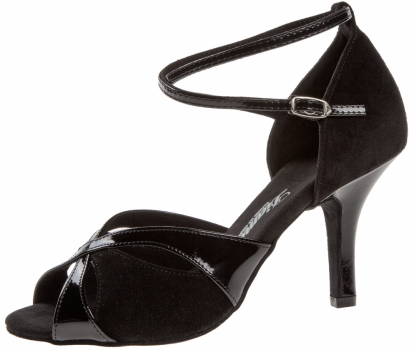 schwarze Diamant Tanzschuhe 141-058-020 mit einem schlanken Absatz. Diese Tanzschuhe sind besonders bequem trotz des hohen Absatzes