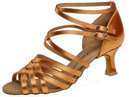 Jetzt auch mit 5cm Absatz. Beliebteste Riemchen Sandalette aus dem Hause Diamant. Diese Tanzschuhe bestehen aus dem Material dark tan Satin.