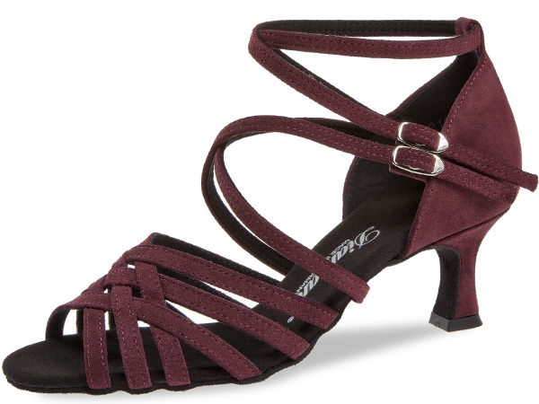 Die beliebteste Riemchen Sandalette des Tanzschuhherstellers Diamant. Das Obermaterial dieses Artikels ist bordeaux Velourleder